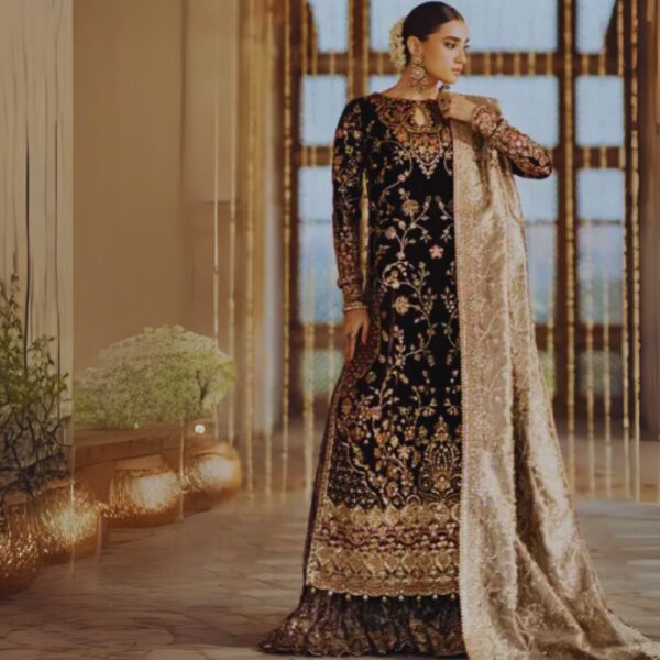 Black Velvet Embroidered Shalwar Kameez – Luxury Formal Party Wear